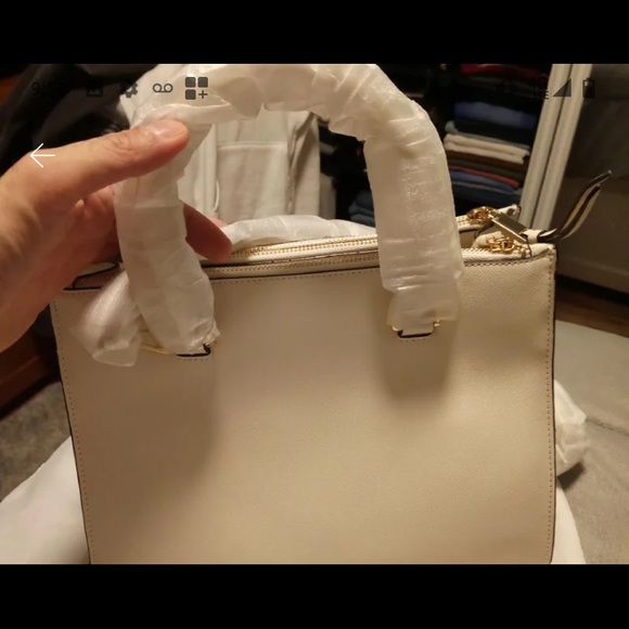 Calvin Klein purse - Picture 4 of 6